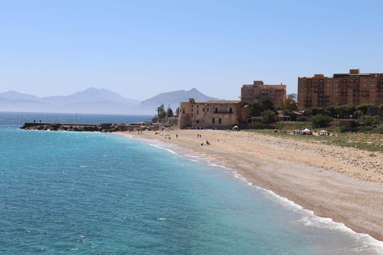 Casa De Paoli - Vista Mare Arenella, Palermo Con Parcheggio Privatoアパートメント エクステリア 写真